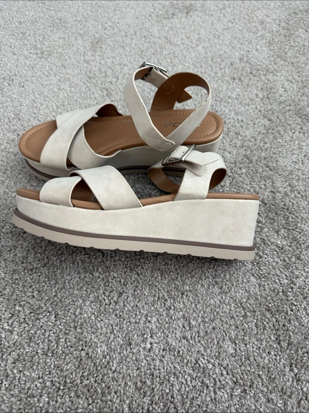 Soda Women's Ivory Cross-Strap Platform Sandals